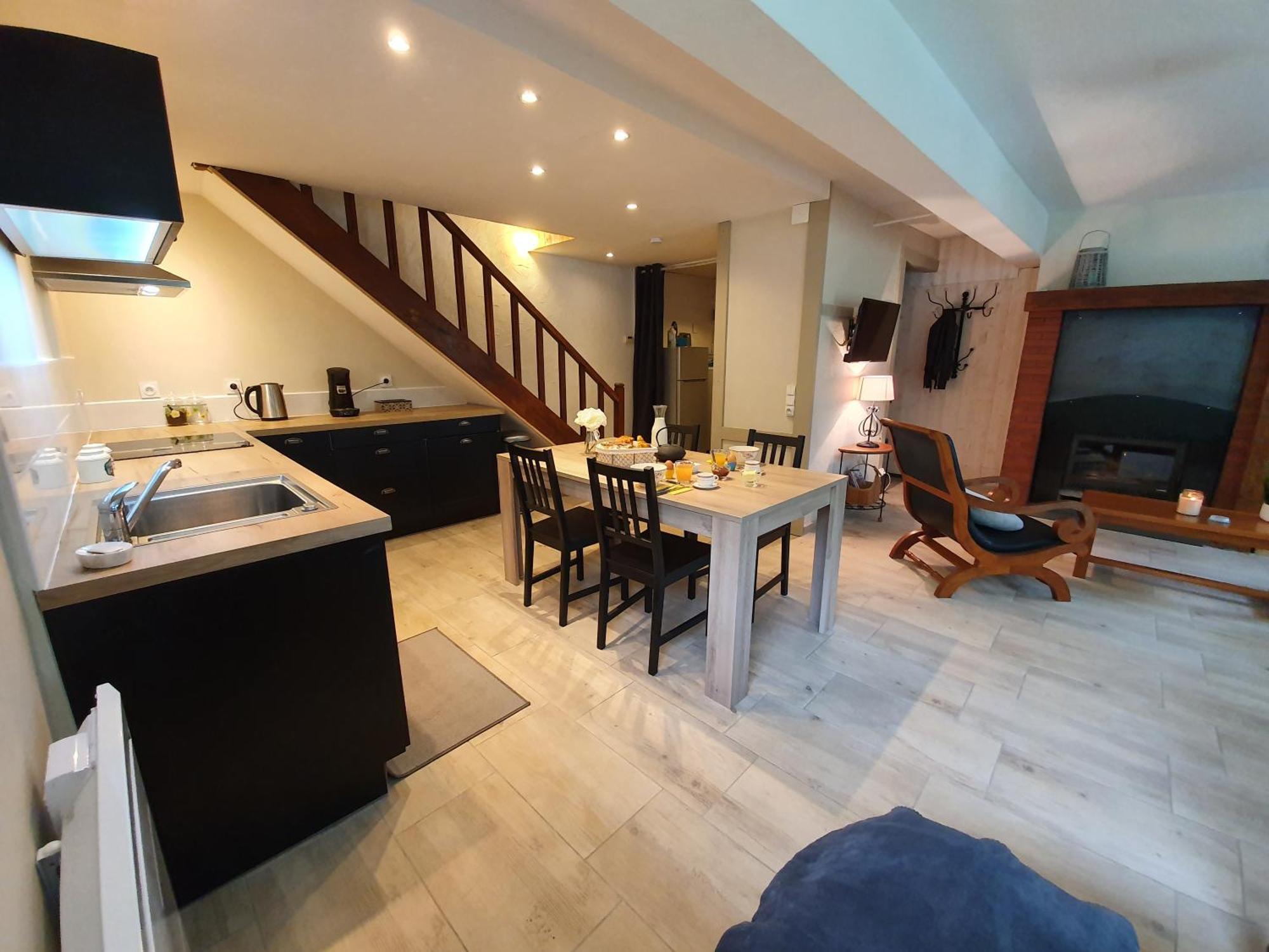 Gite Confortable Avec Spa Prive Et Confort Moderne Pont-de-Larn Bagian luar foto
